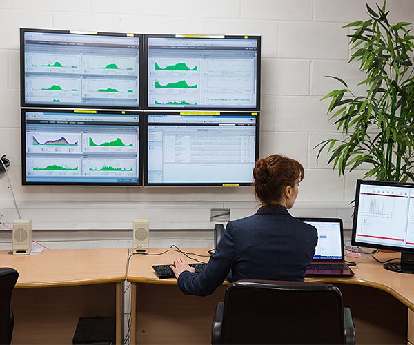 Specializujeme se na průmyslové měření a automatizaci